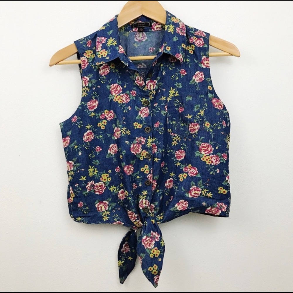 Floral Cropped Button-up Denim Vest (S)